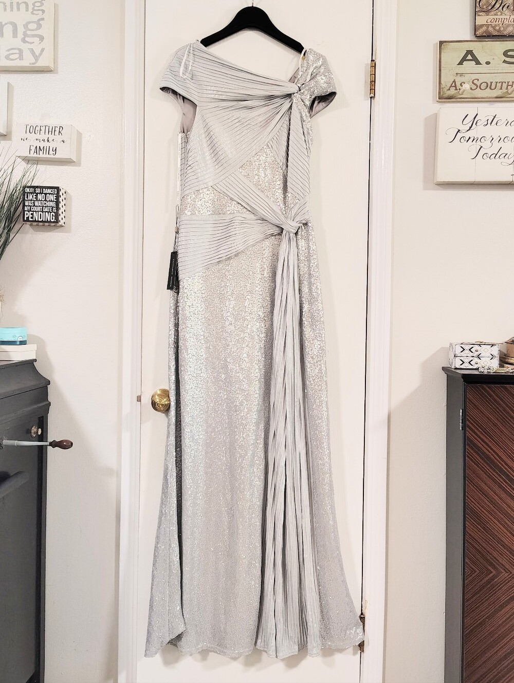 NWT $558 Tadashi Shoji Parma Draped Sequin Gown Silver Women's Medium Evening - Picture 5 of 12